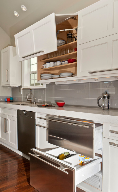 Contemporary Kitchen